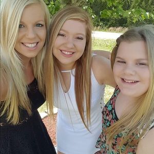 Meet your Posher, Ashly